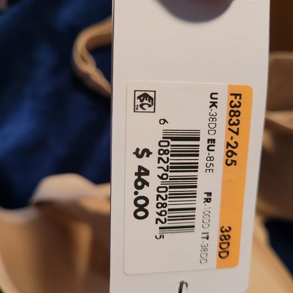 Set of 2 Calvin Klein bras - Picture 6 of 9